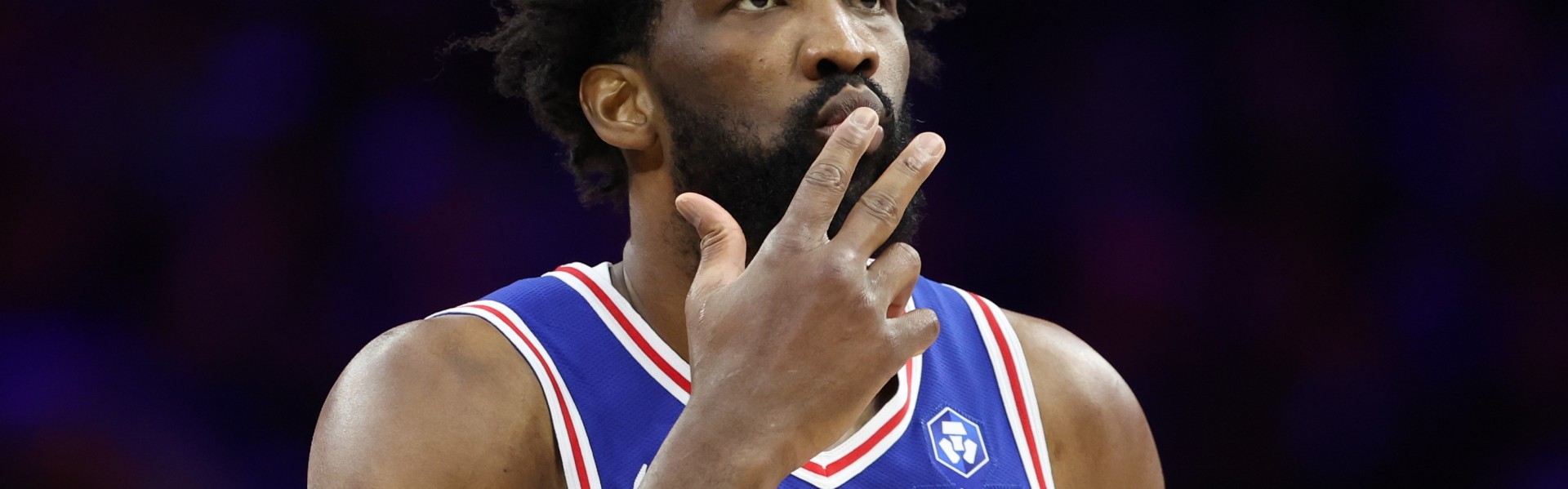 比德几年？过去七场比赛 恩比德场均砍下31.7分7.7板4.9助