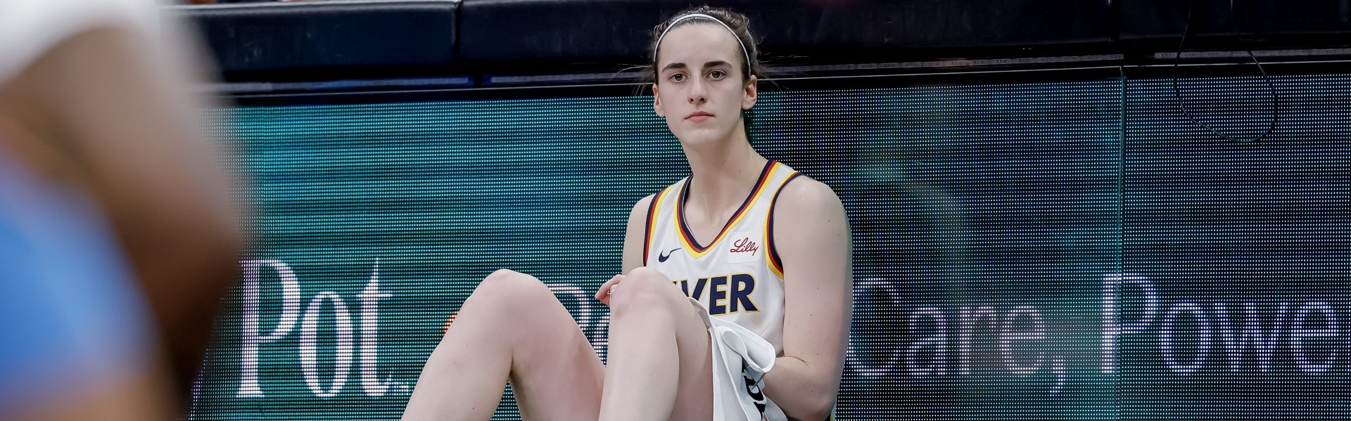 问鼎娱乐-克拉克谈新劳资协议工资上涨：这为所有女子职业体育运动树立先例